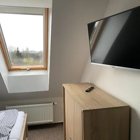Zamecky Dvur Cernousy Guest house 3*