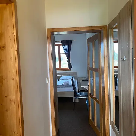 Guest house Zamecky Dvur Cernousy V Poli