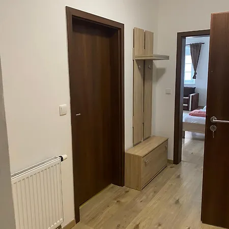 Zamecky Dvur Cernousy Guest house